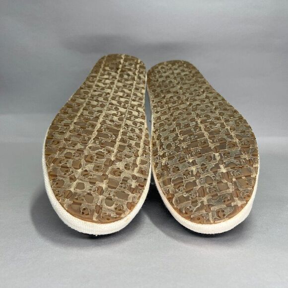 Sanuk Men's Size 8 Dark Gray Canvas Sneakers - Picture 10 of 11